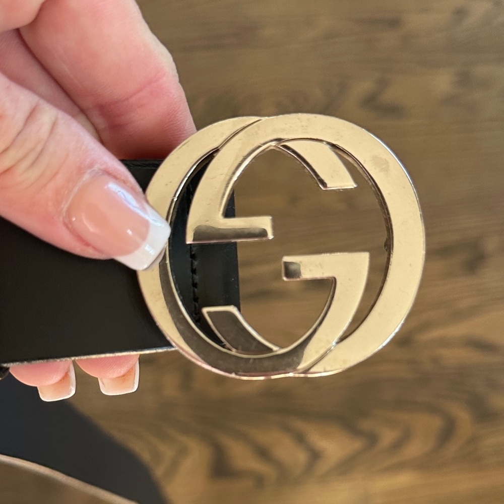 GUCCI BLACK LEATHER INTERLOCKING “G” BELT